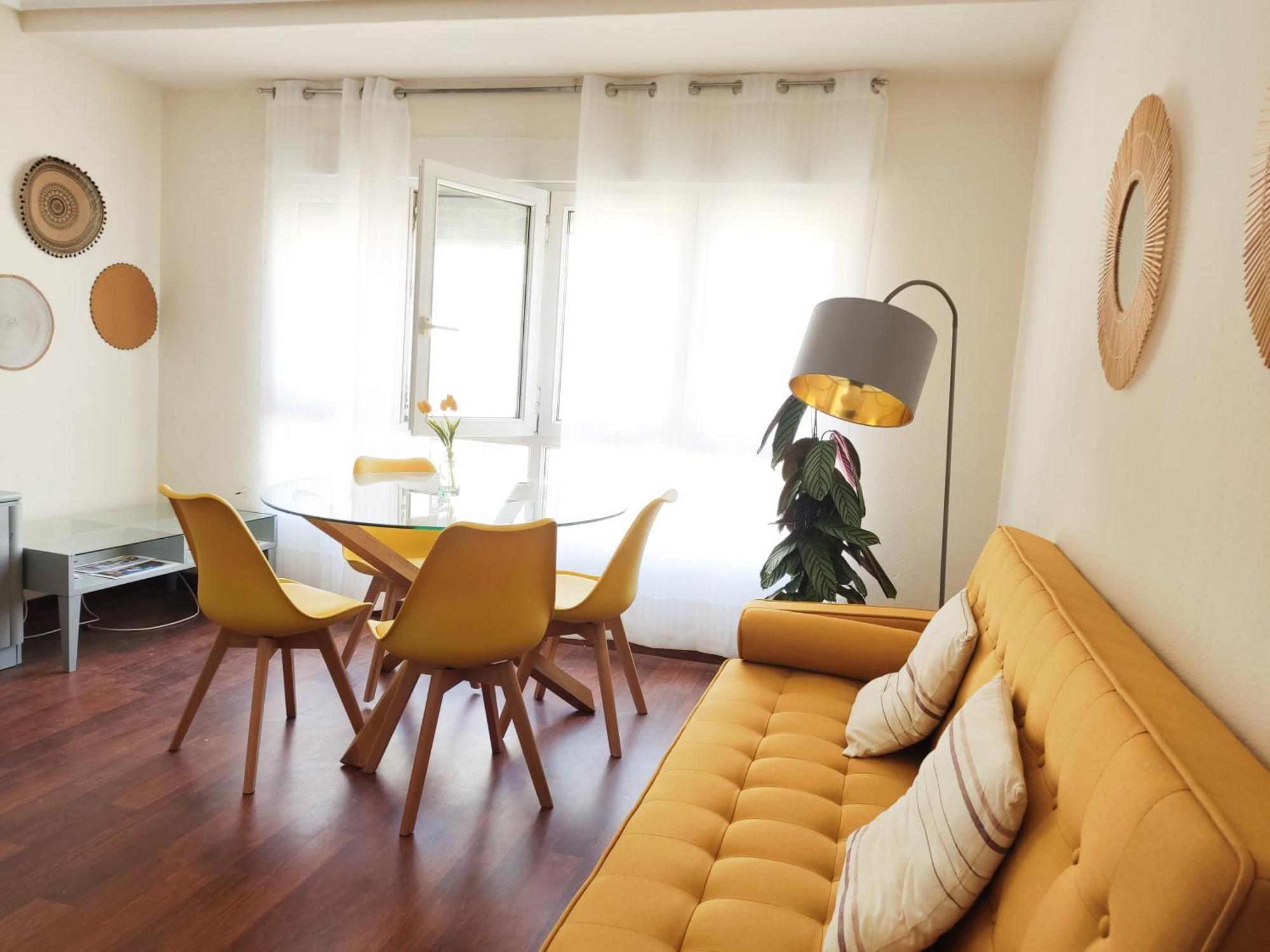 Apartamento Centrico Con Wifi Aviles Luaran gambar
