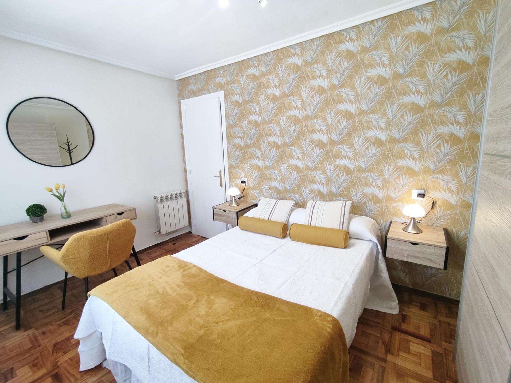 Apartamento Centrico Con Wifi Aviles Luaran gambar